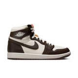 WMNS Nike Air Jordan 1 Retro High OG
