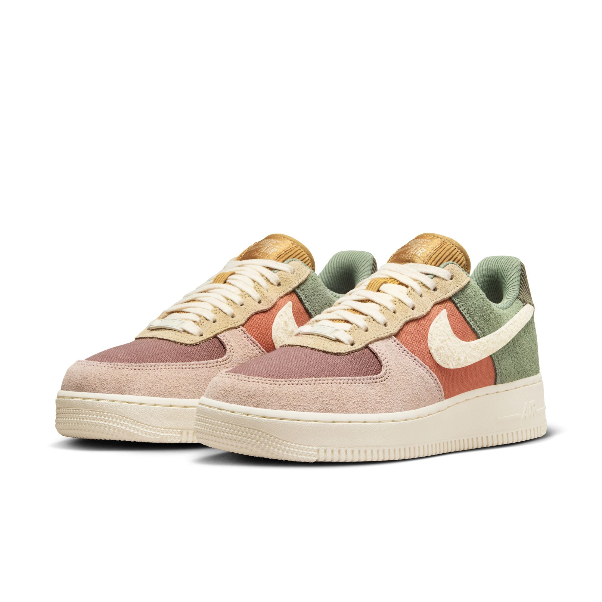 WMNS Nike Air Force 1 '07 Low LX