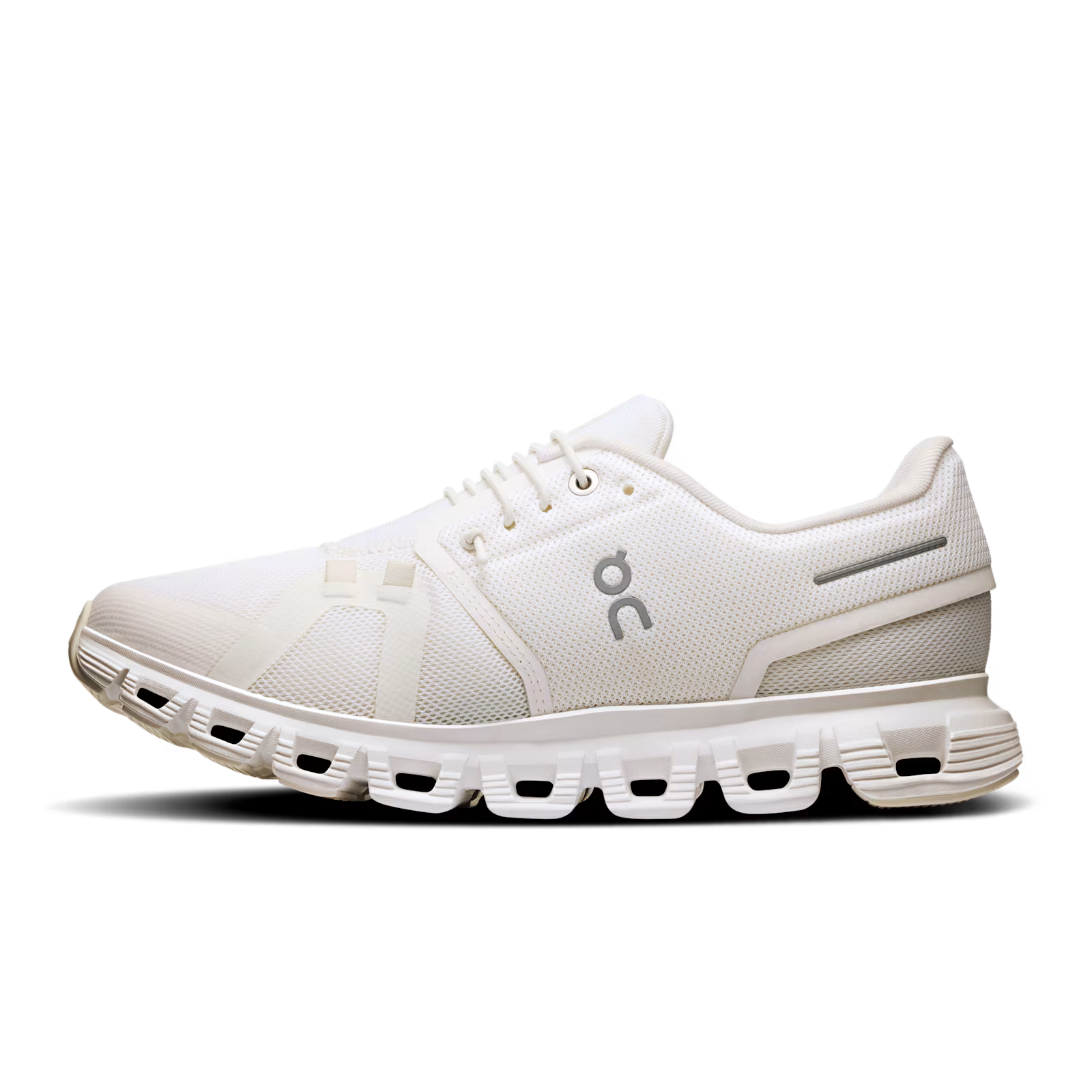 WMNS On Cloud 6 Triple White
