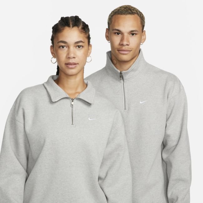 Nike Solo Swoosh Sweater