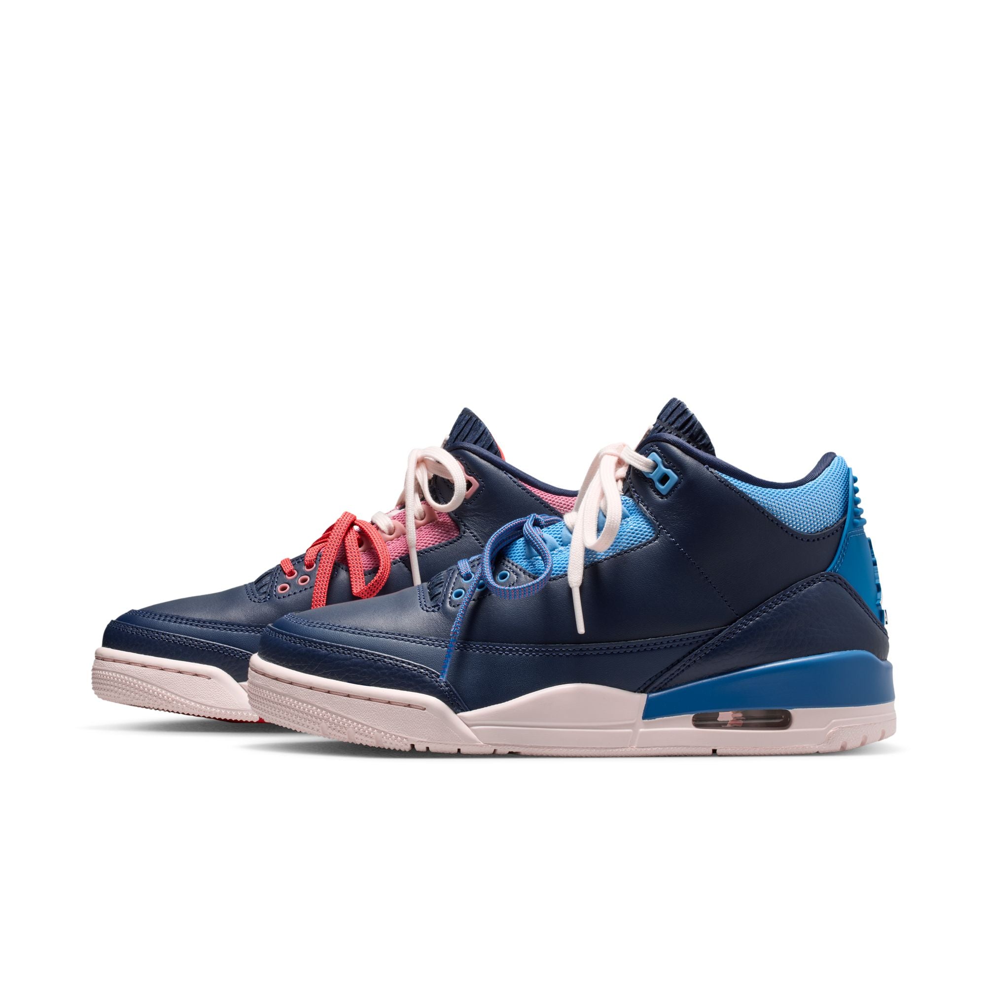WMNS Nike Air Jordan 3 Retro Sports Renaissance ￼
