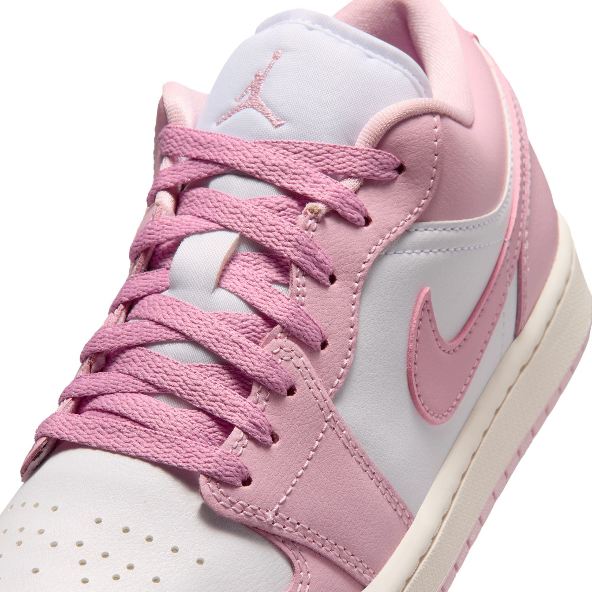 WMNS Nike Air Jordan 1 Retro Low