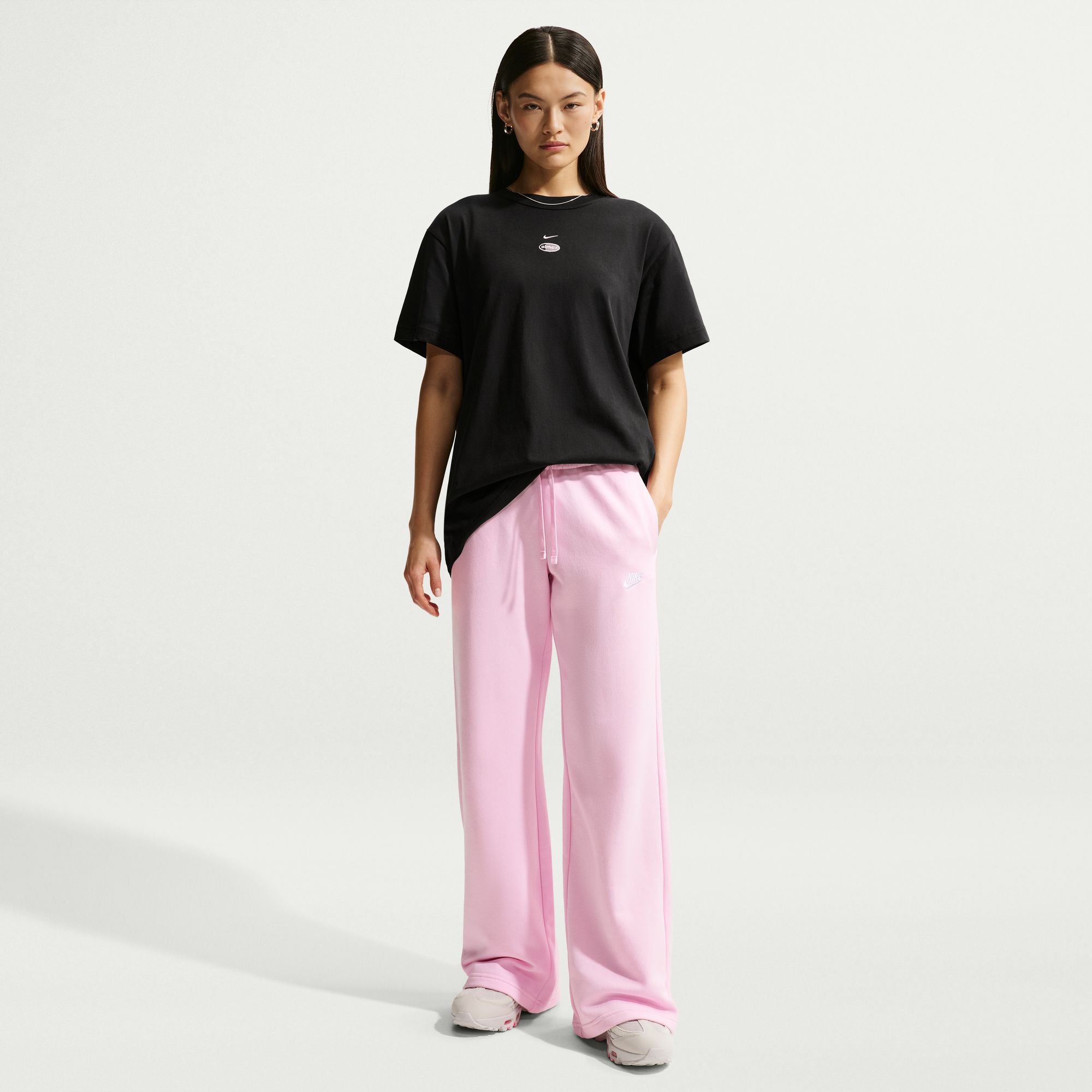Women's Nike Sportswear Club Fleece Mid-Rise Wide-Leg Sweatpants