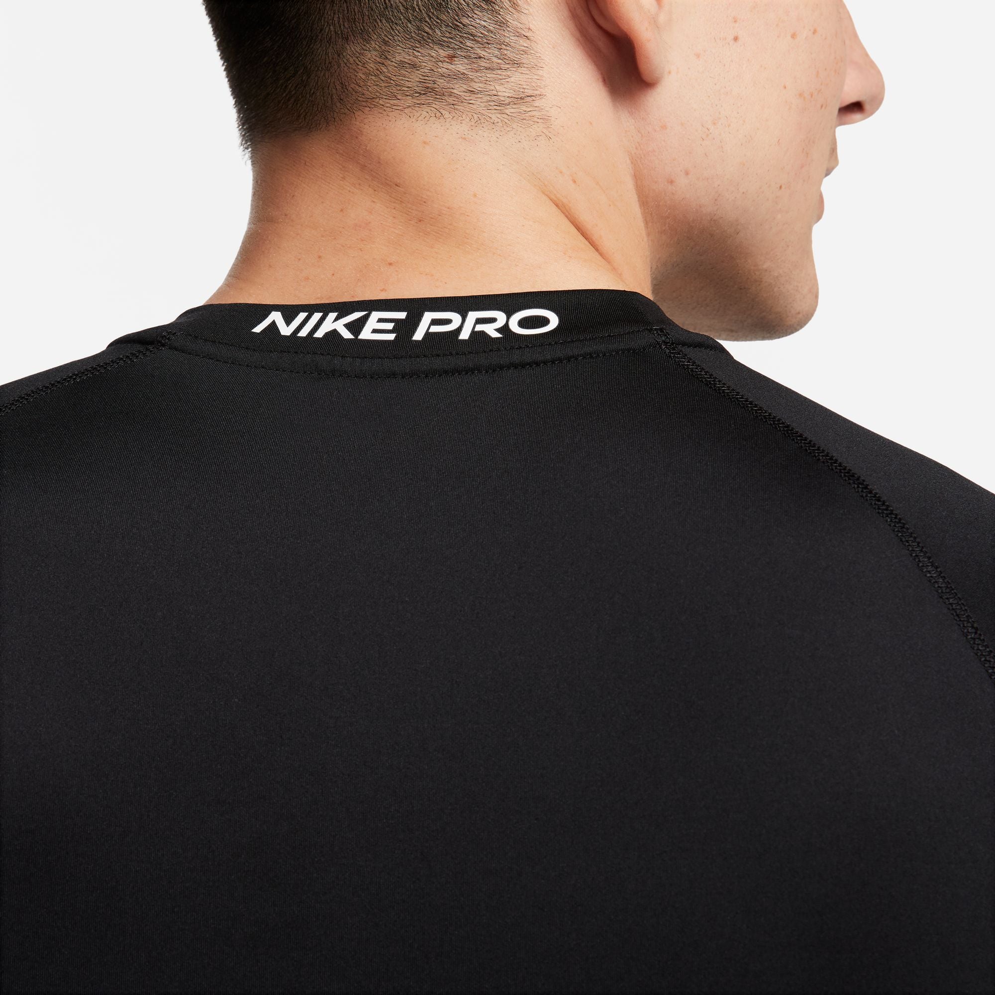 Nike Pro Dri-Fit Slim Short-Sleeve Top