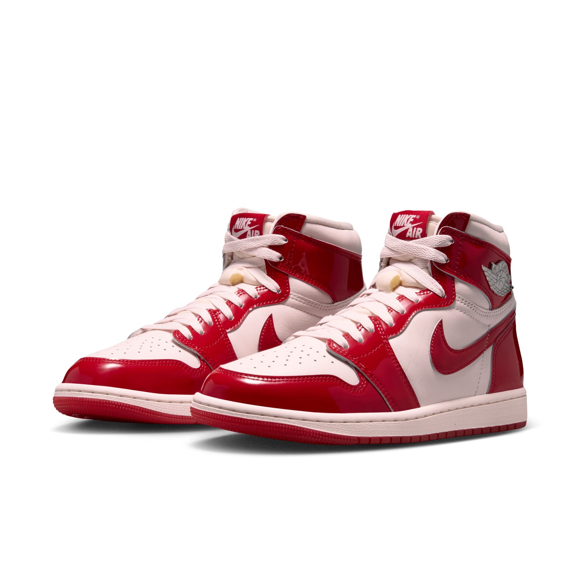 WMNS Nike Air Jordan 1 Retro High OG