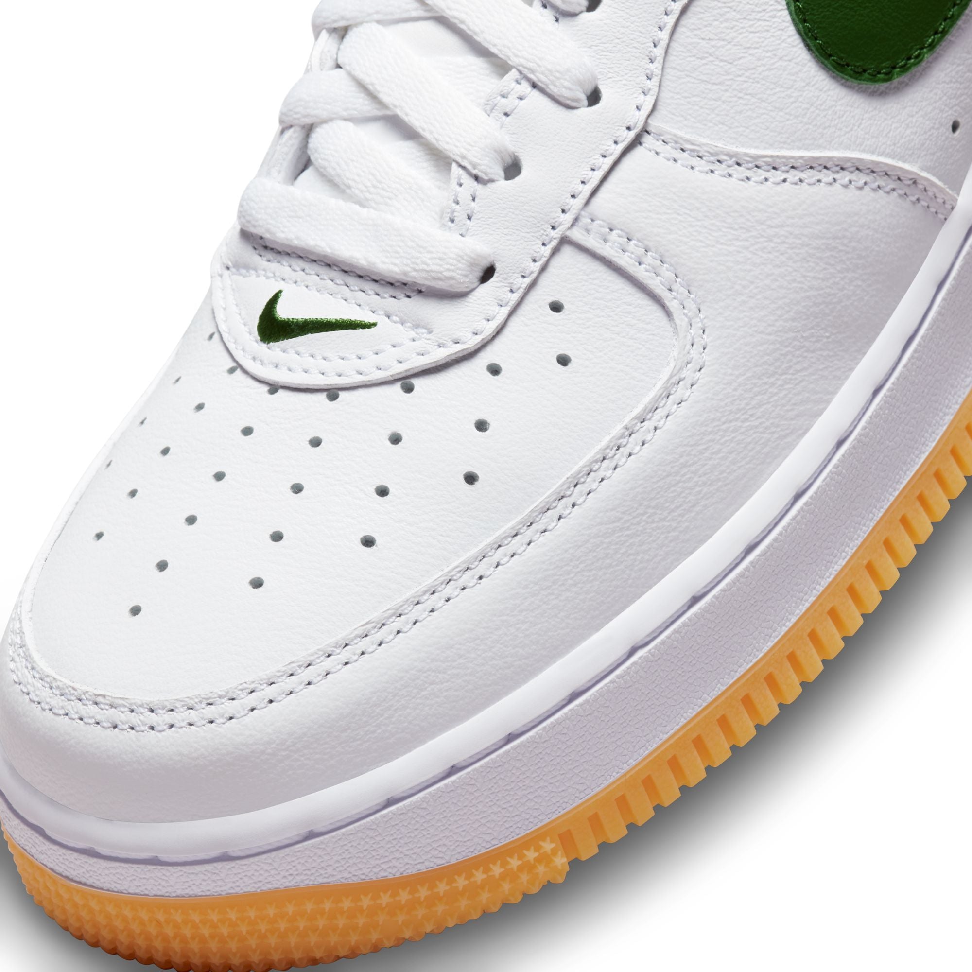 nike men air force 1 low retro qs white forest green gum yellow