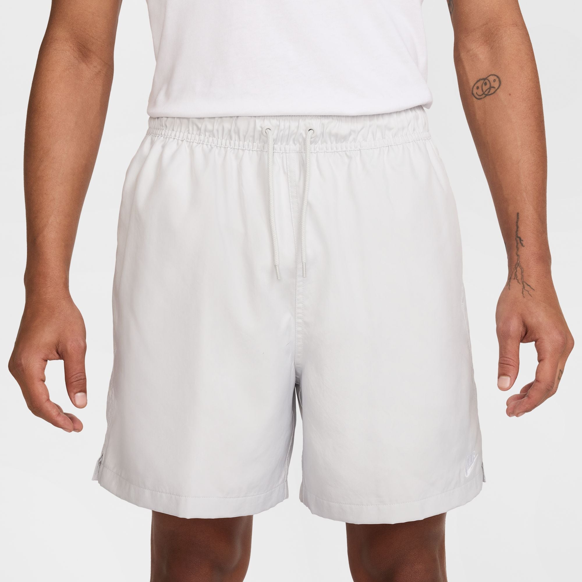 Men's Nike Club Woven Flow Shorts