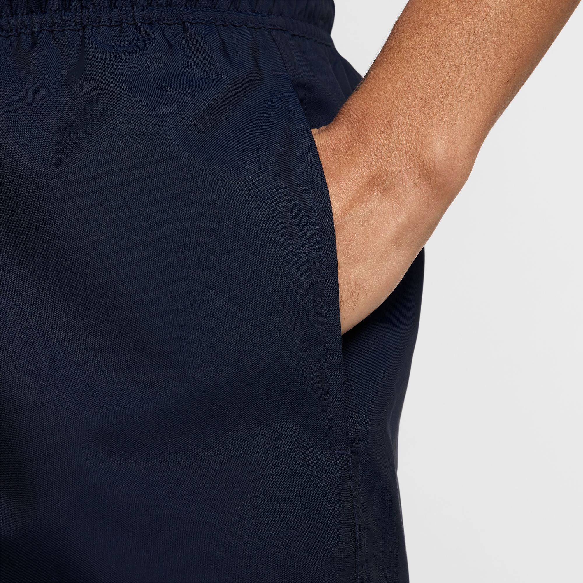 Men's Nike Club Woven Flow Shorts
