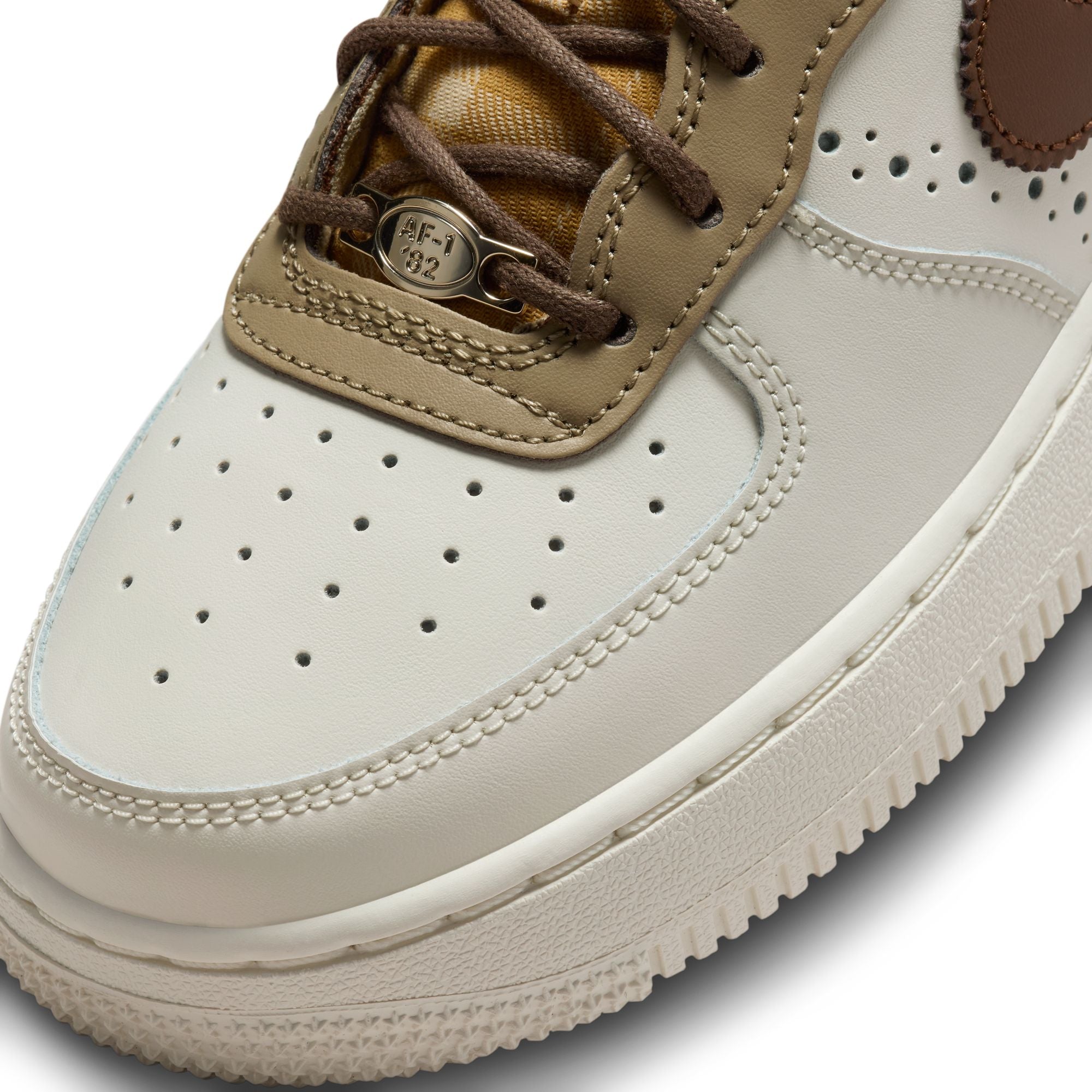 Nike Air Force 1 Low LV8 (GS)