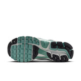 WMNS Nike Zoom Vomero 5