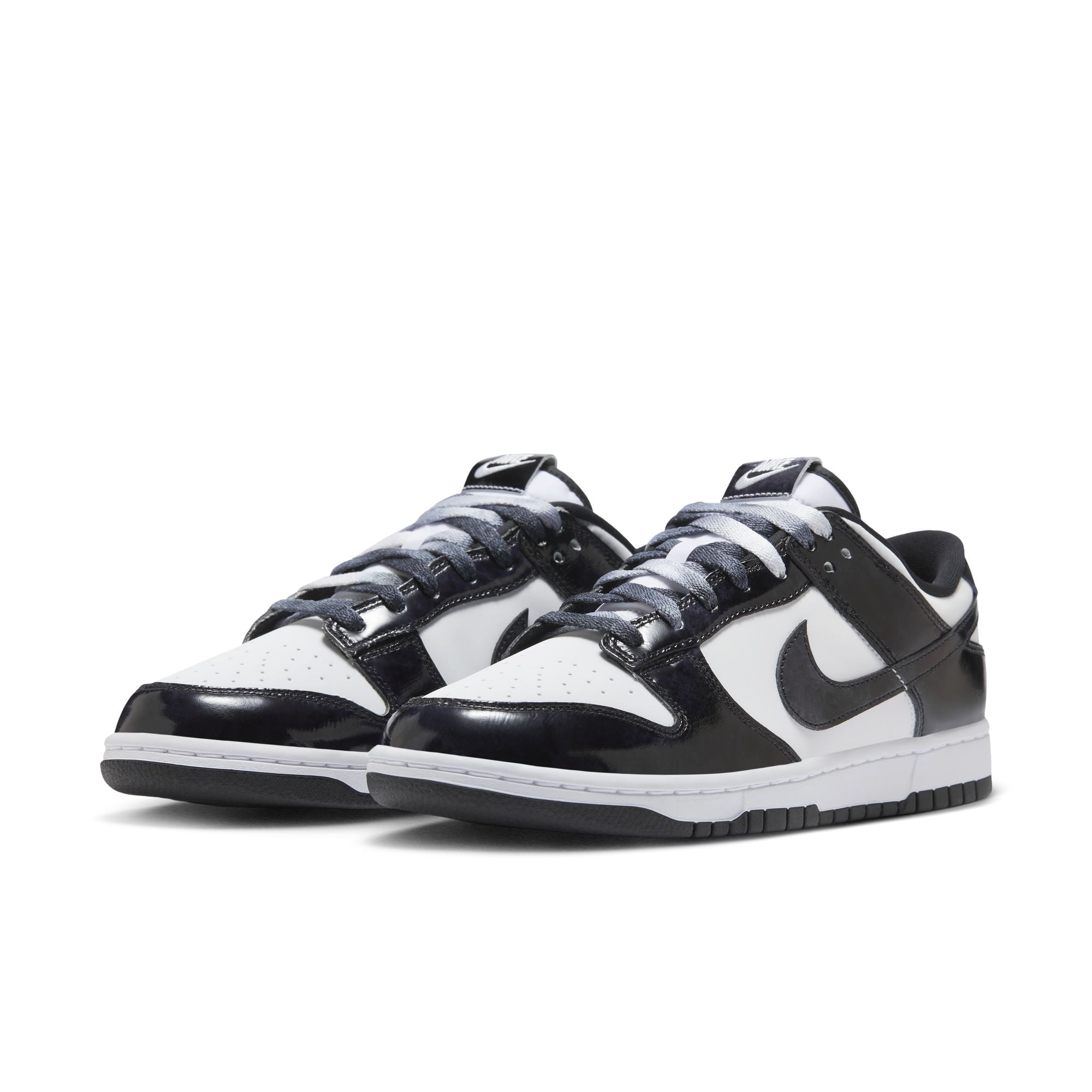 Men's Nike Dunk Low Retro SE Panda 🐼