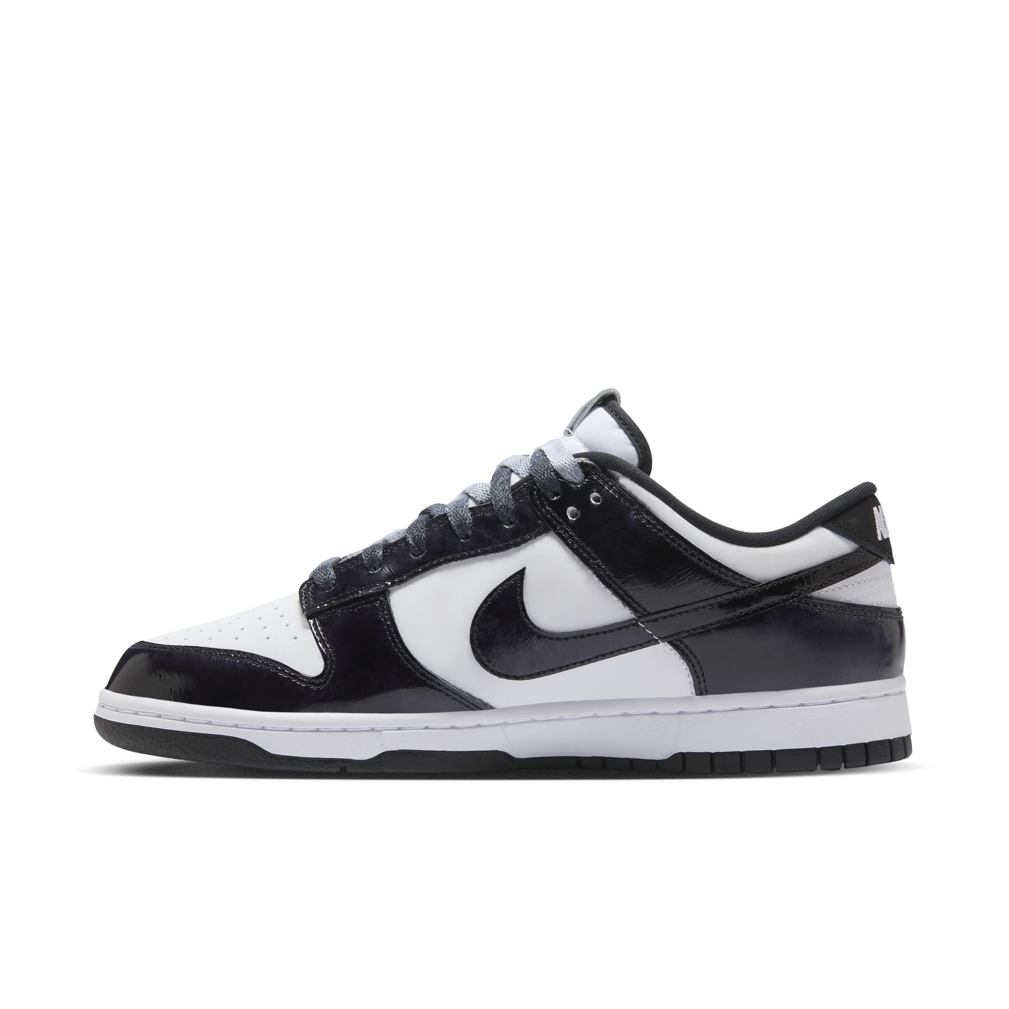 Men's Nike Dunk Low Retro SE Panda 🐼