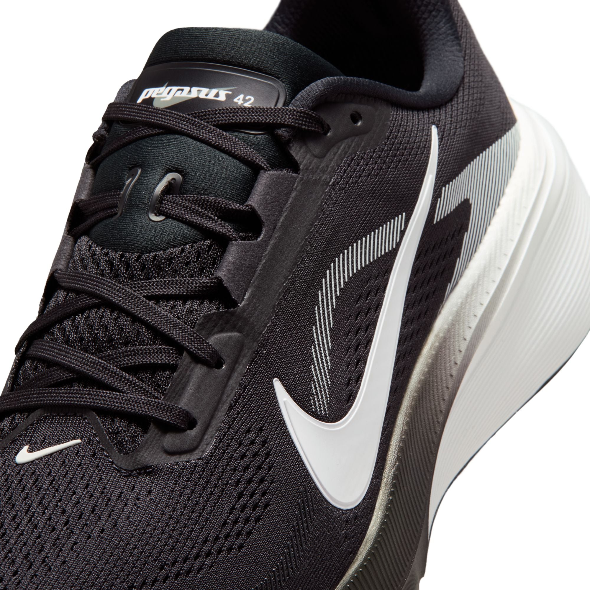 Nike Air Zoom Pegasus 42 Running