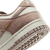 WMNS Nike Dunk Low Mini Swoosh