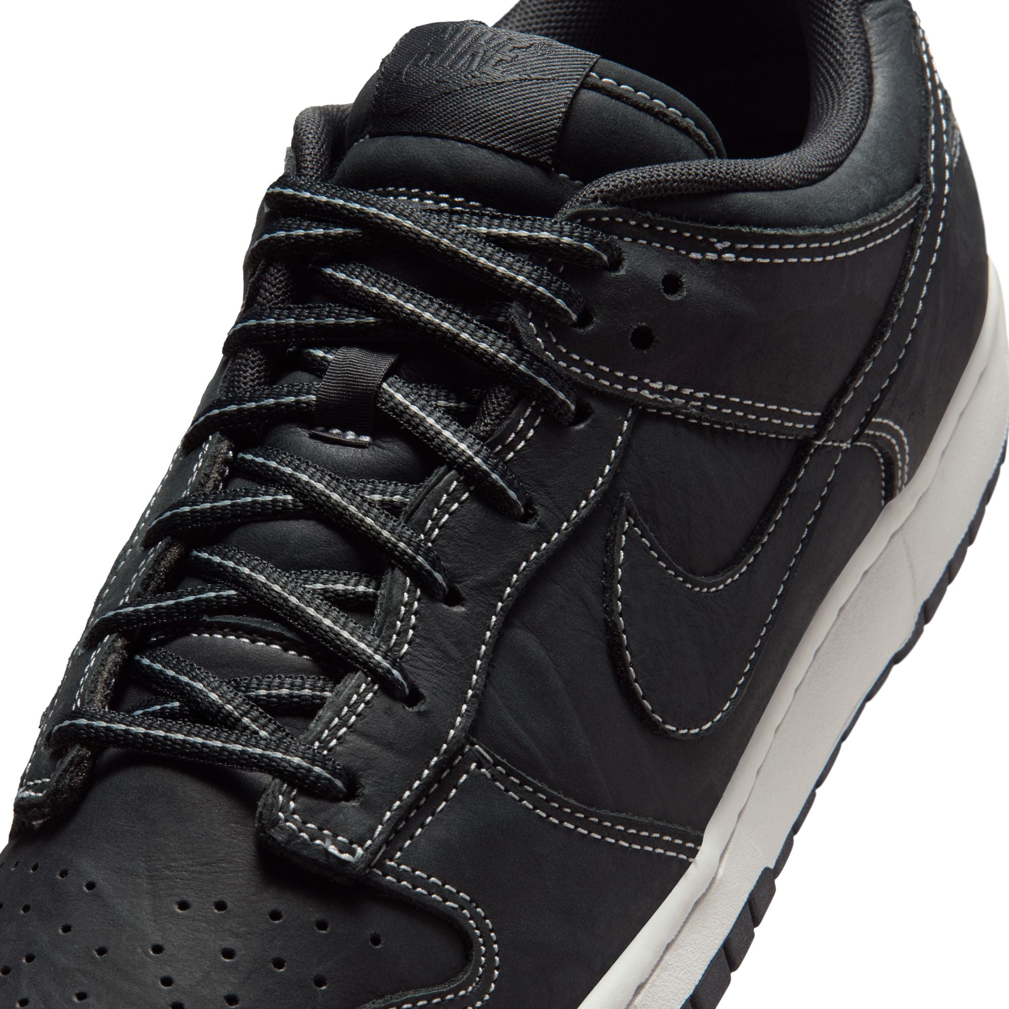 Nike Dunk Retro Low Off Noir
