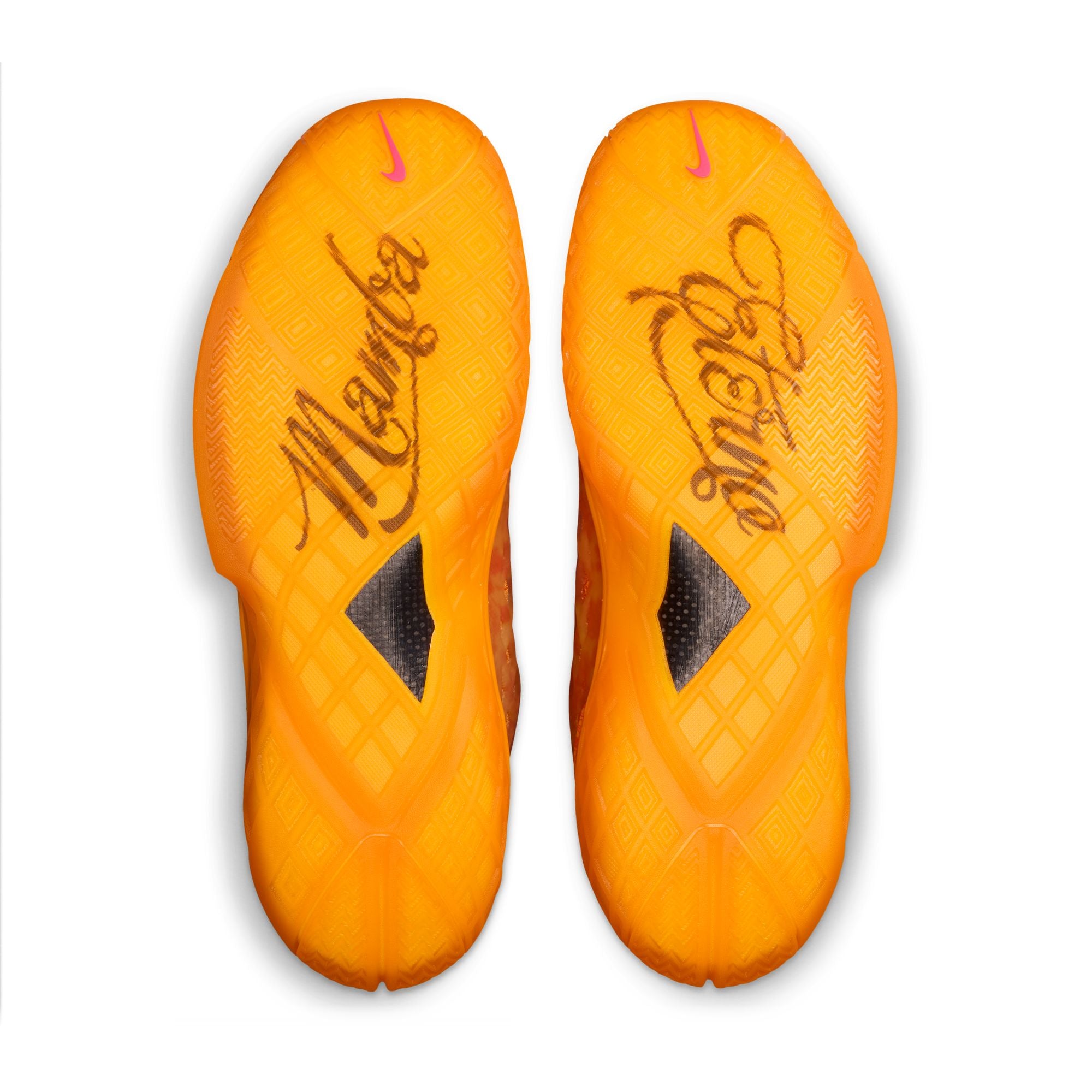 Nike Kobe 3 Low Protro "Mamba Eterno"