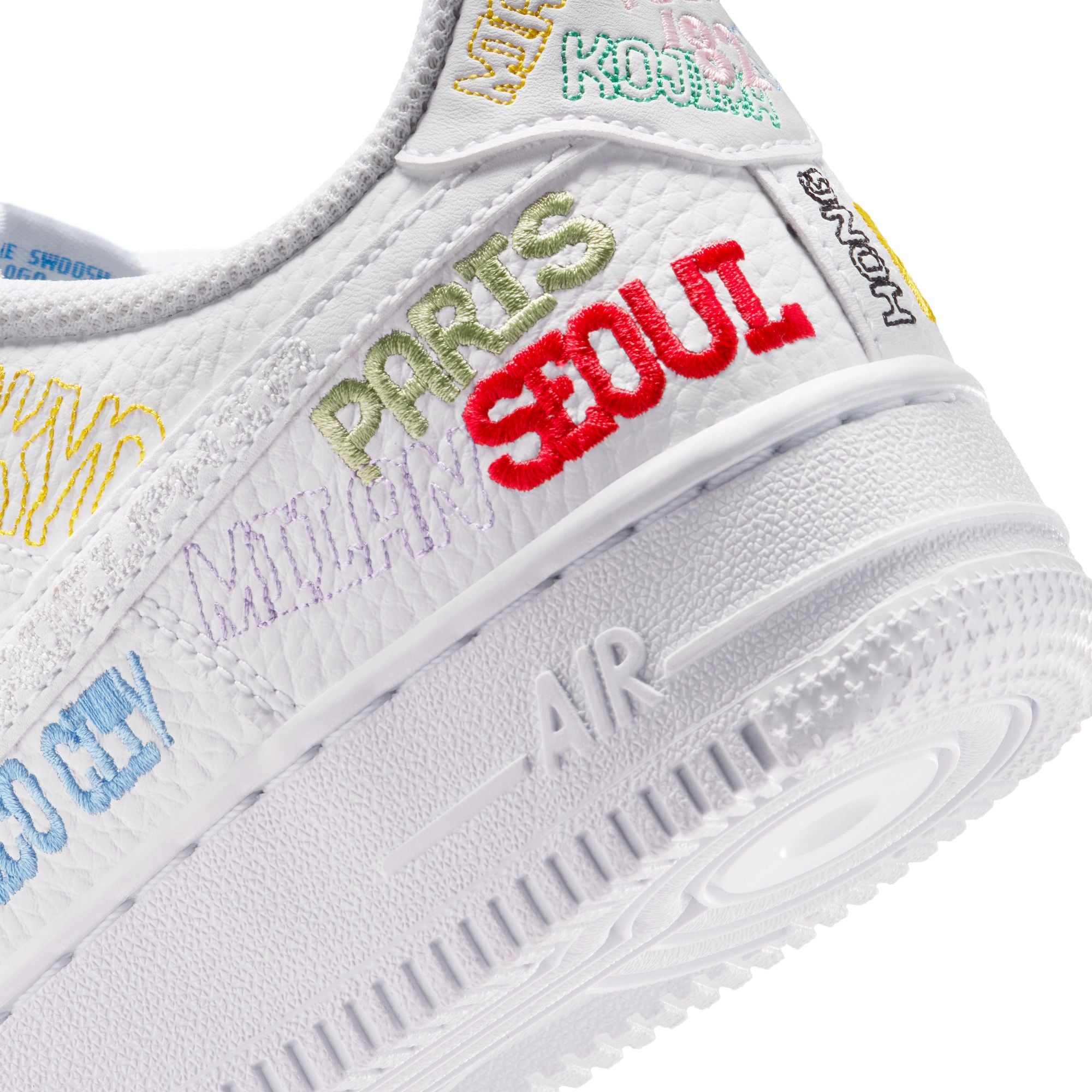 Nike Air Force 1 LV8 3 (GS) World Tour