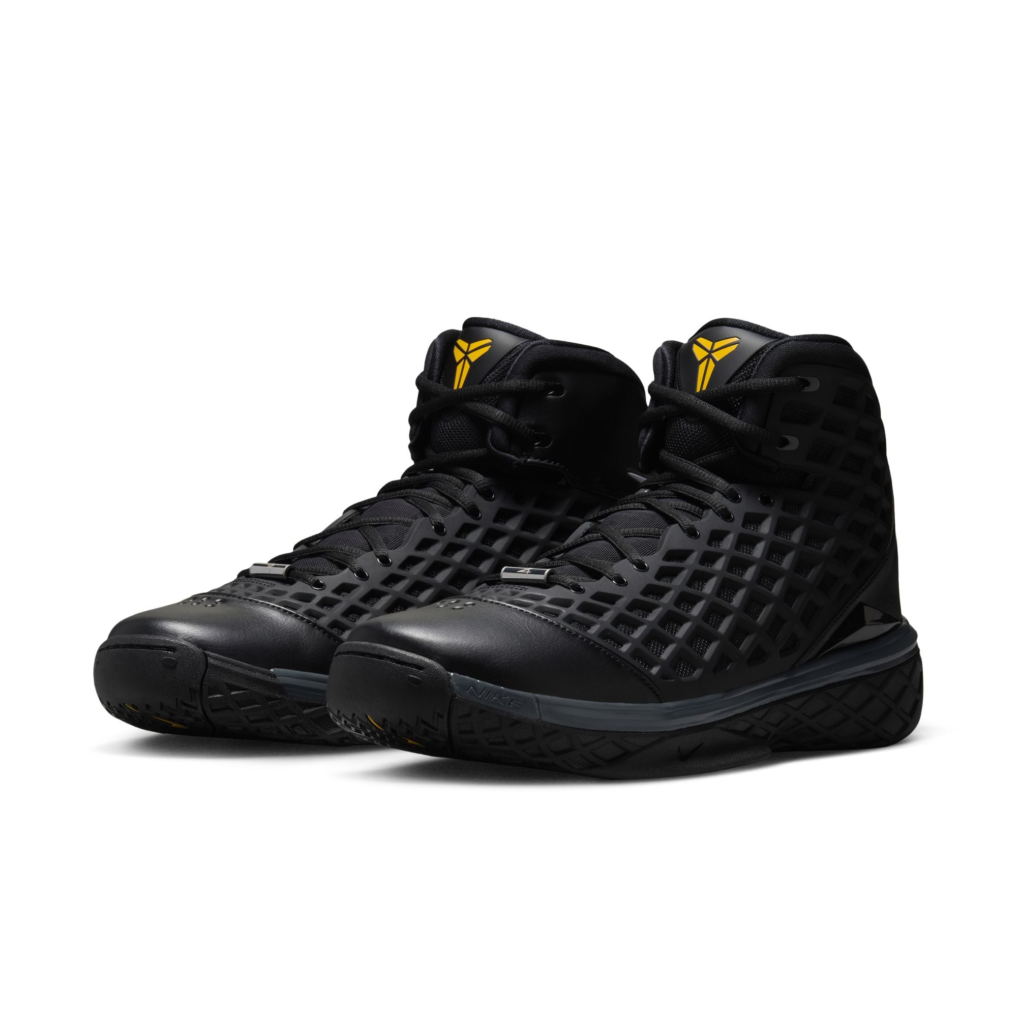 Nike Zoom Kobe Bryant III Protro