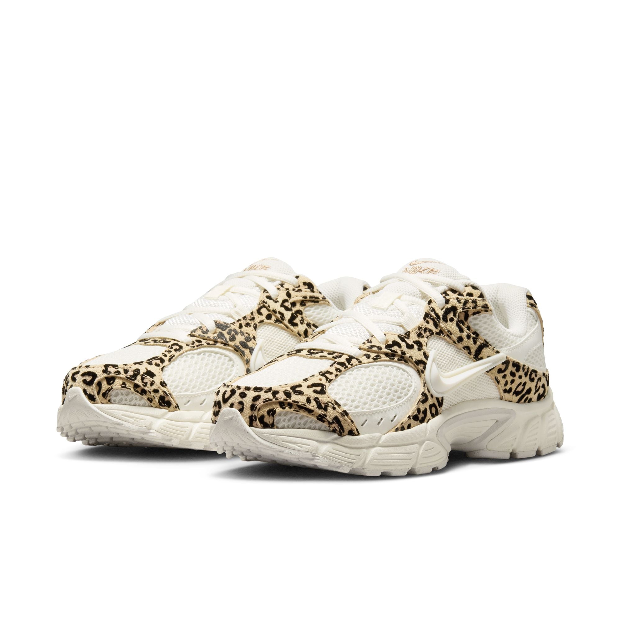 Women's Nike V5 RNR Suede