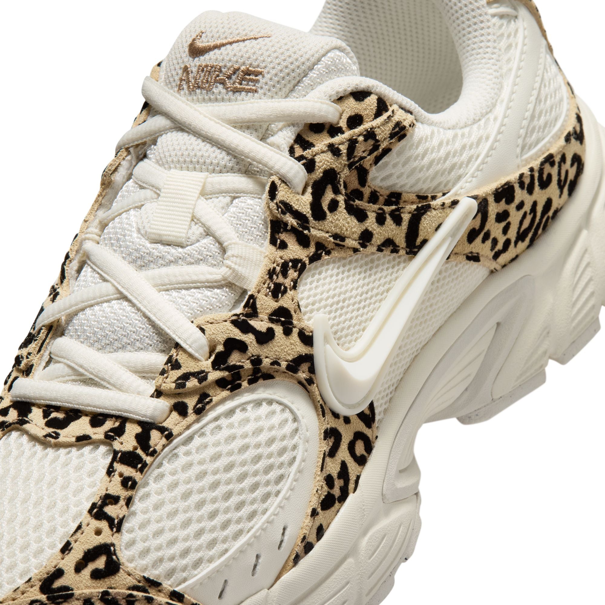 Women's Nike V5 RNR Suede