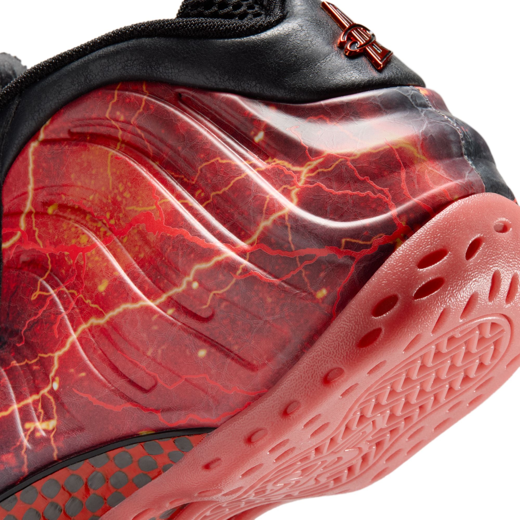 Nike Air Foamposite One x Stranger Things