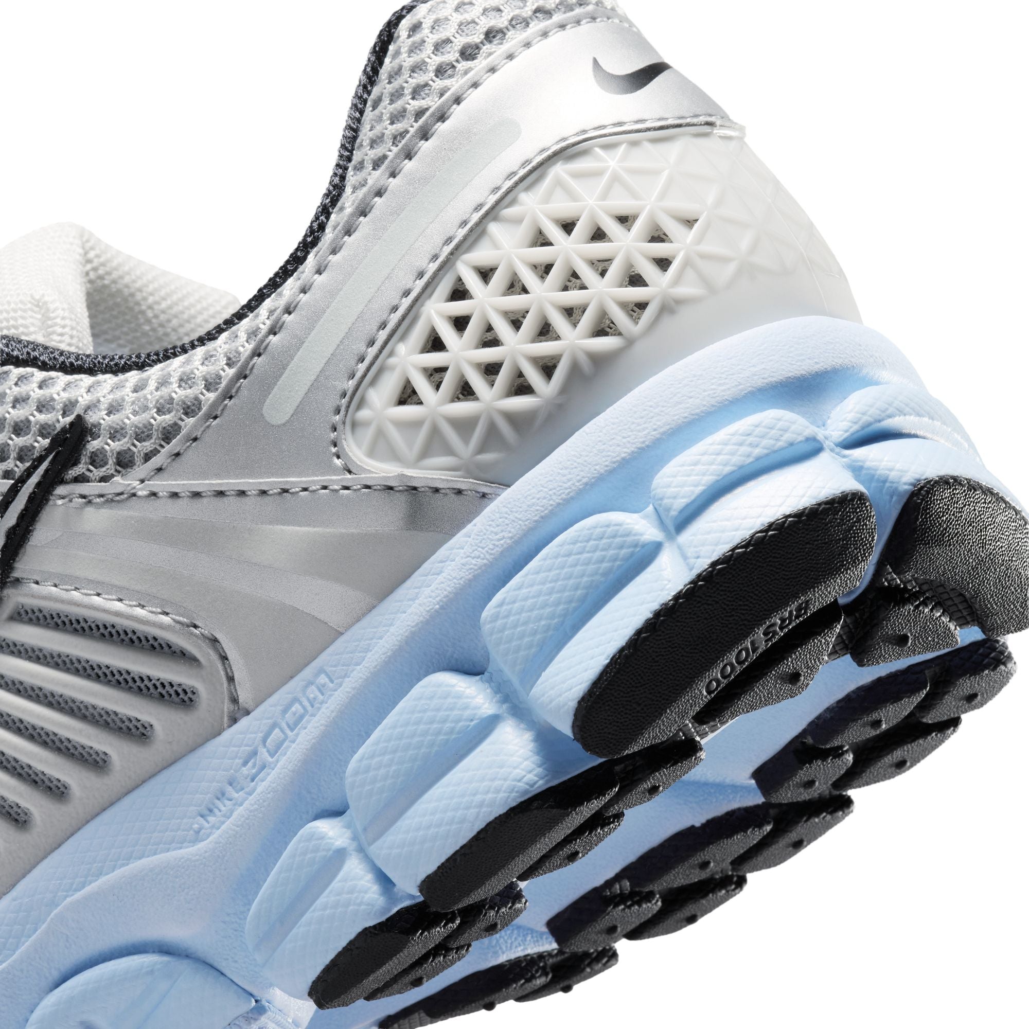 WMNS Nike Zoom Vomero 5