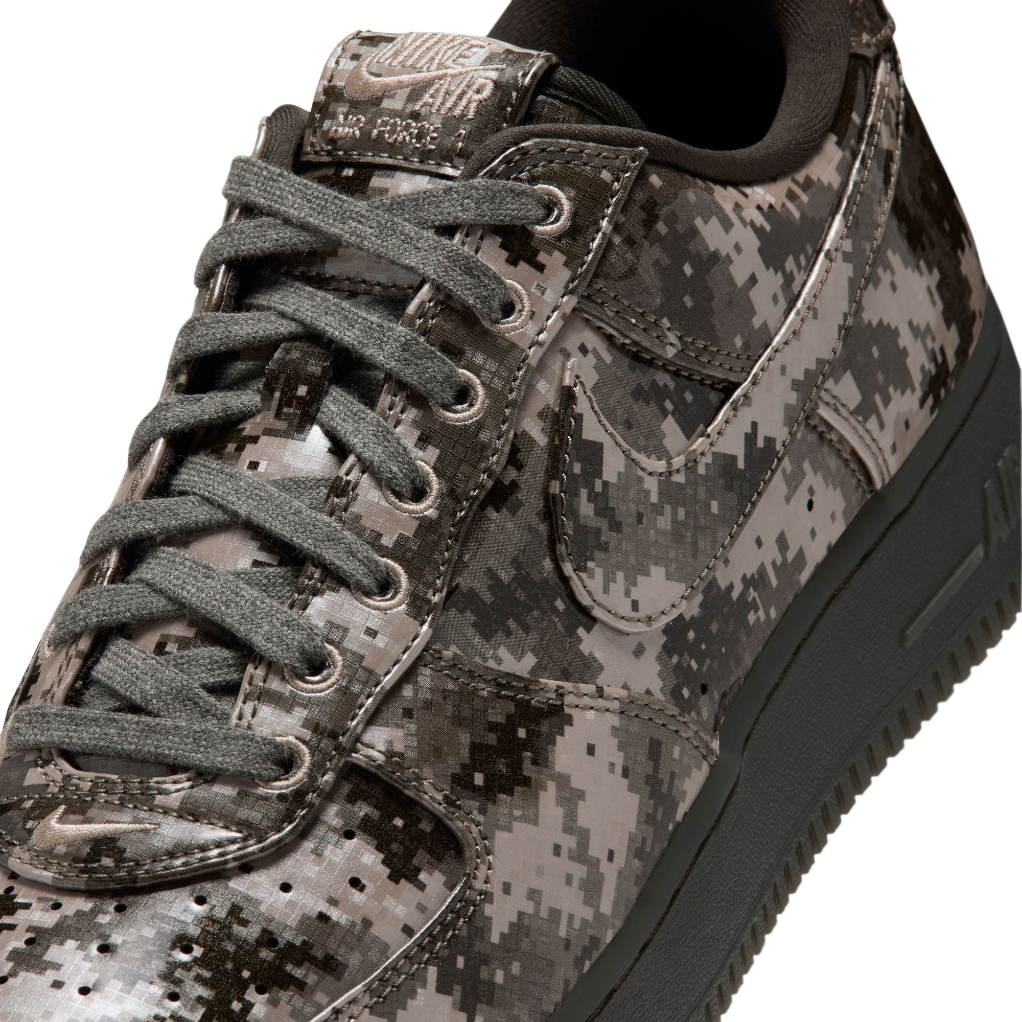 Nike Air Force 1 Low Retro Digi Camo