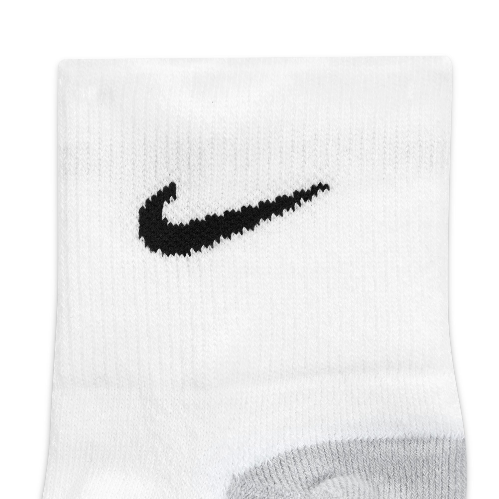 Nike Everyday Max Cushioned Training Ankle Socks (3 Pairs)