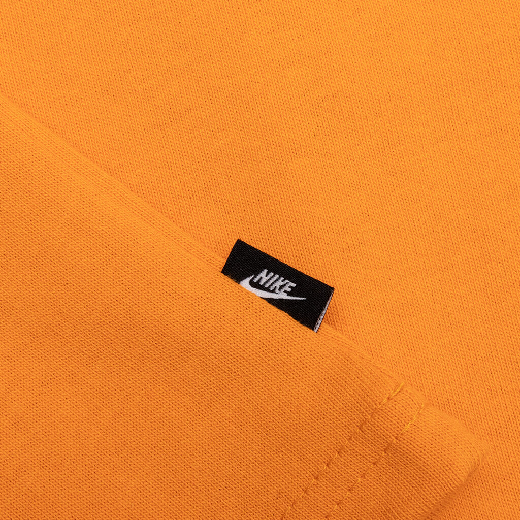 Nike NSW Premium Essentials T-Shirt