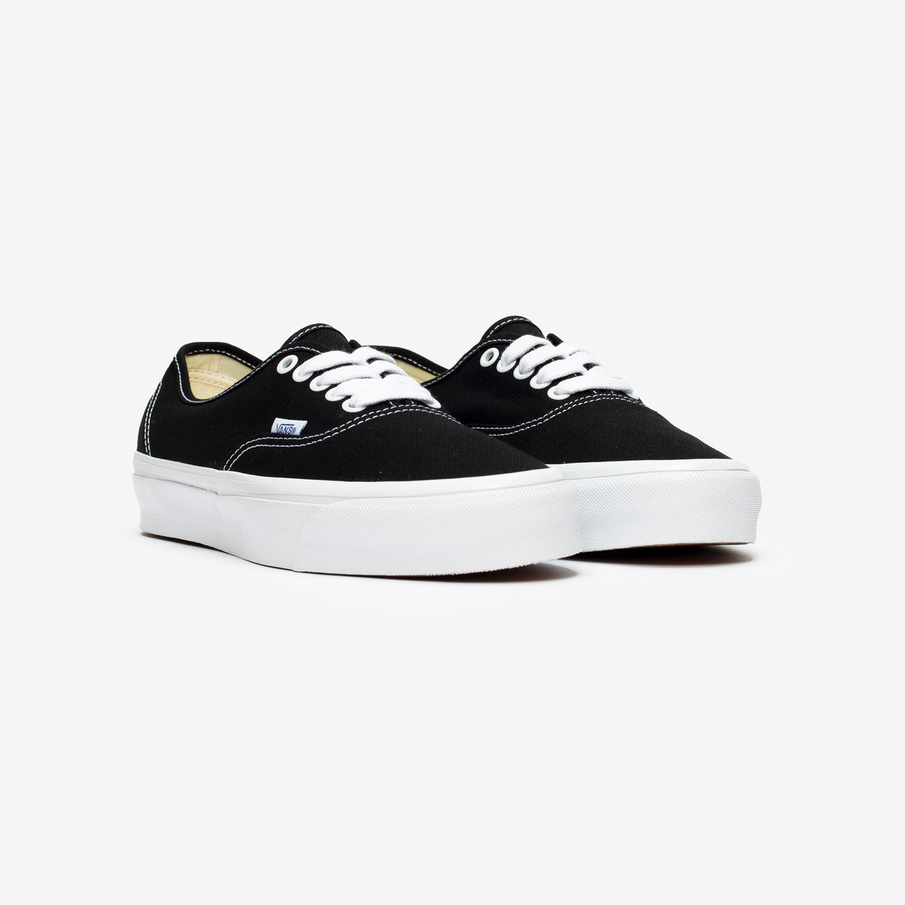 Vans Premium Authentic Low Shoe