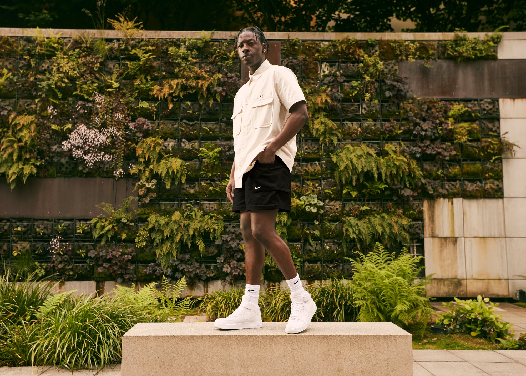 Nike Life Men's Woven P44 Cargo Shorts