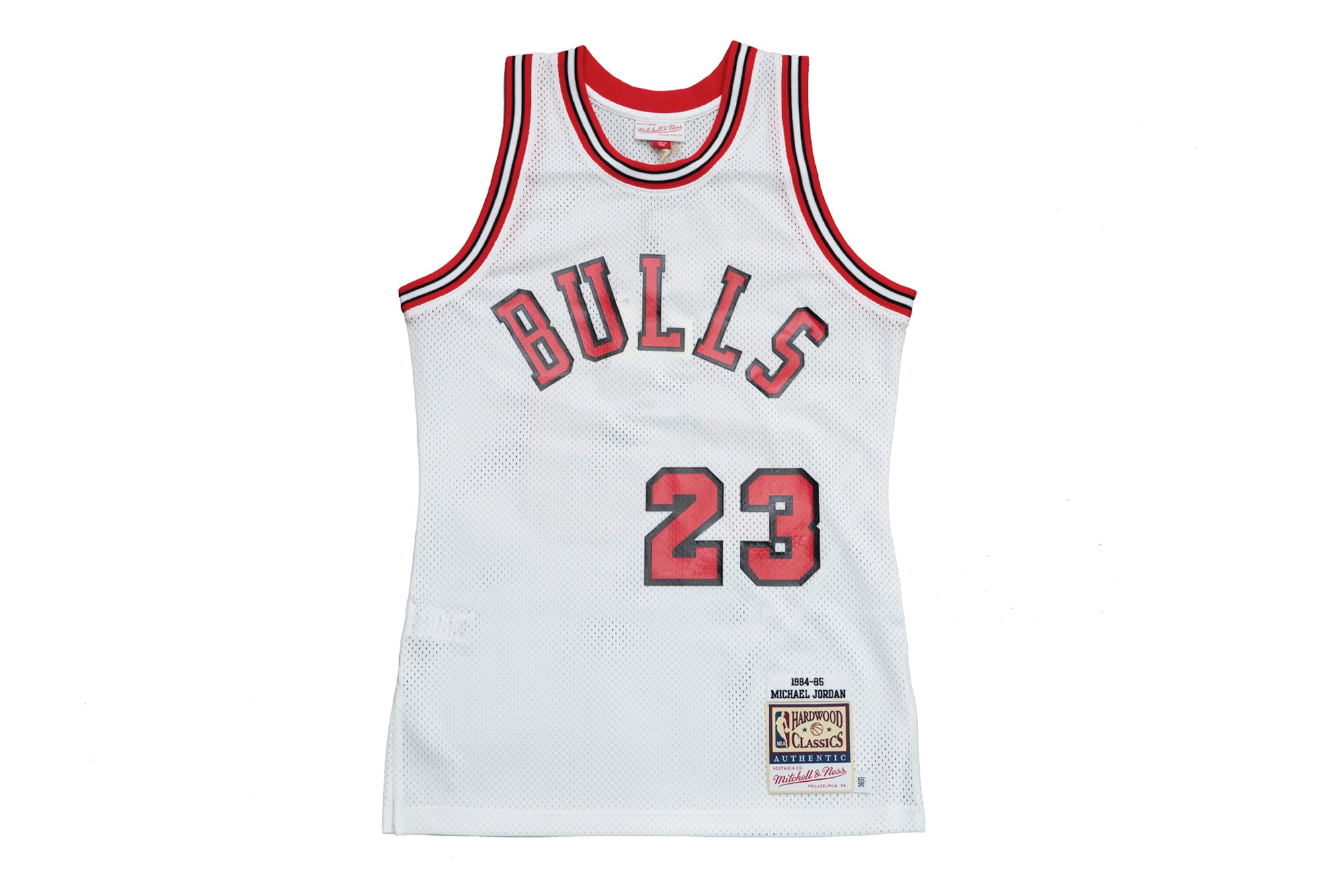 Mitchell & Ness Men's Chicago Bulls Michael Jordan Gold Jersey XL