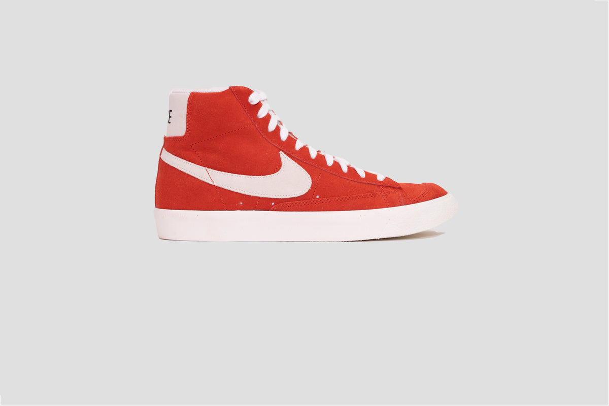 Nike Blazer Mid 