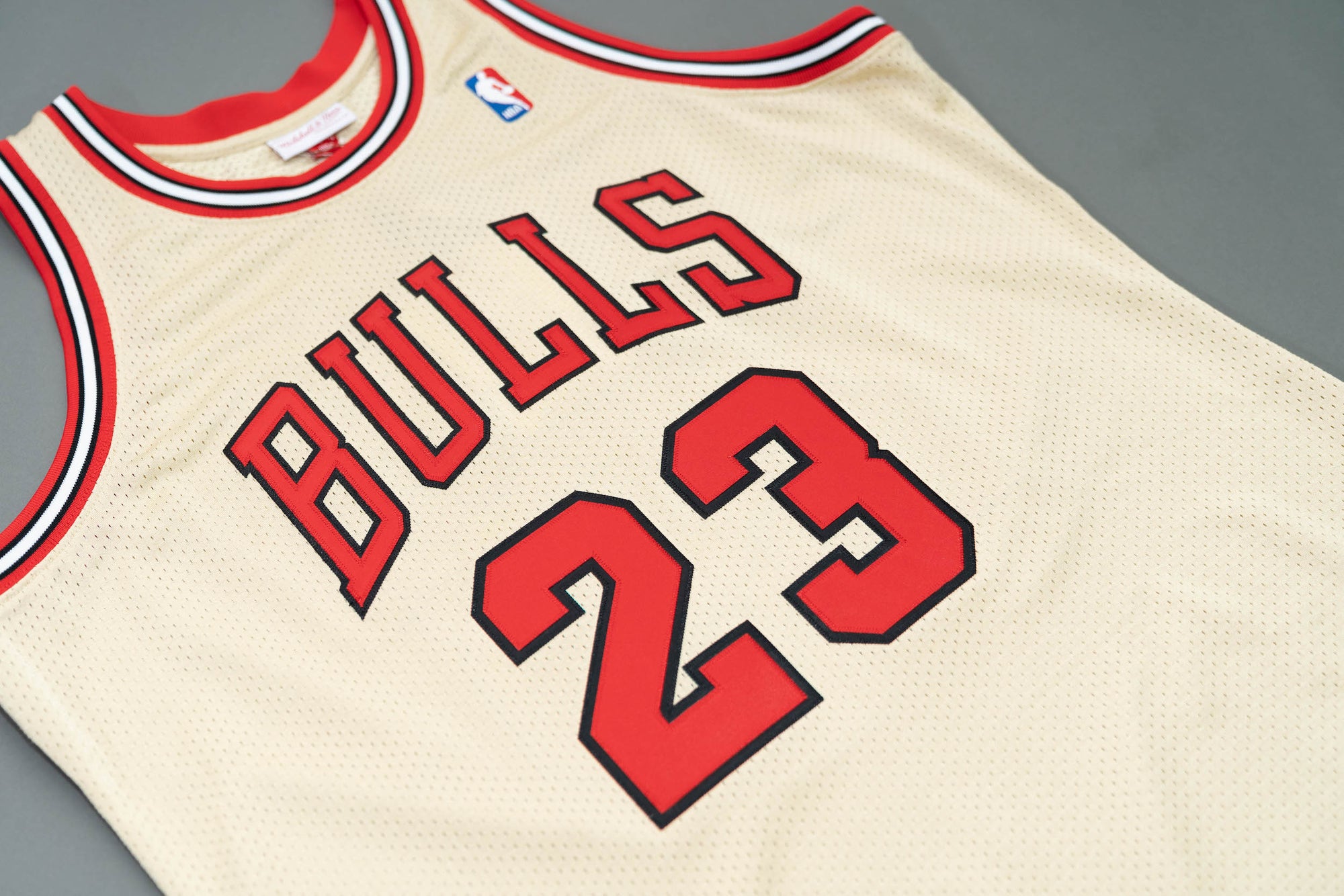 Men's Mitchell & Ness Michael Jordan Gold Chicago Bulls 1995-96