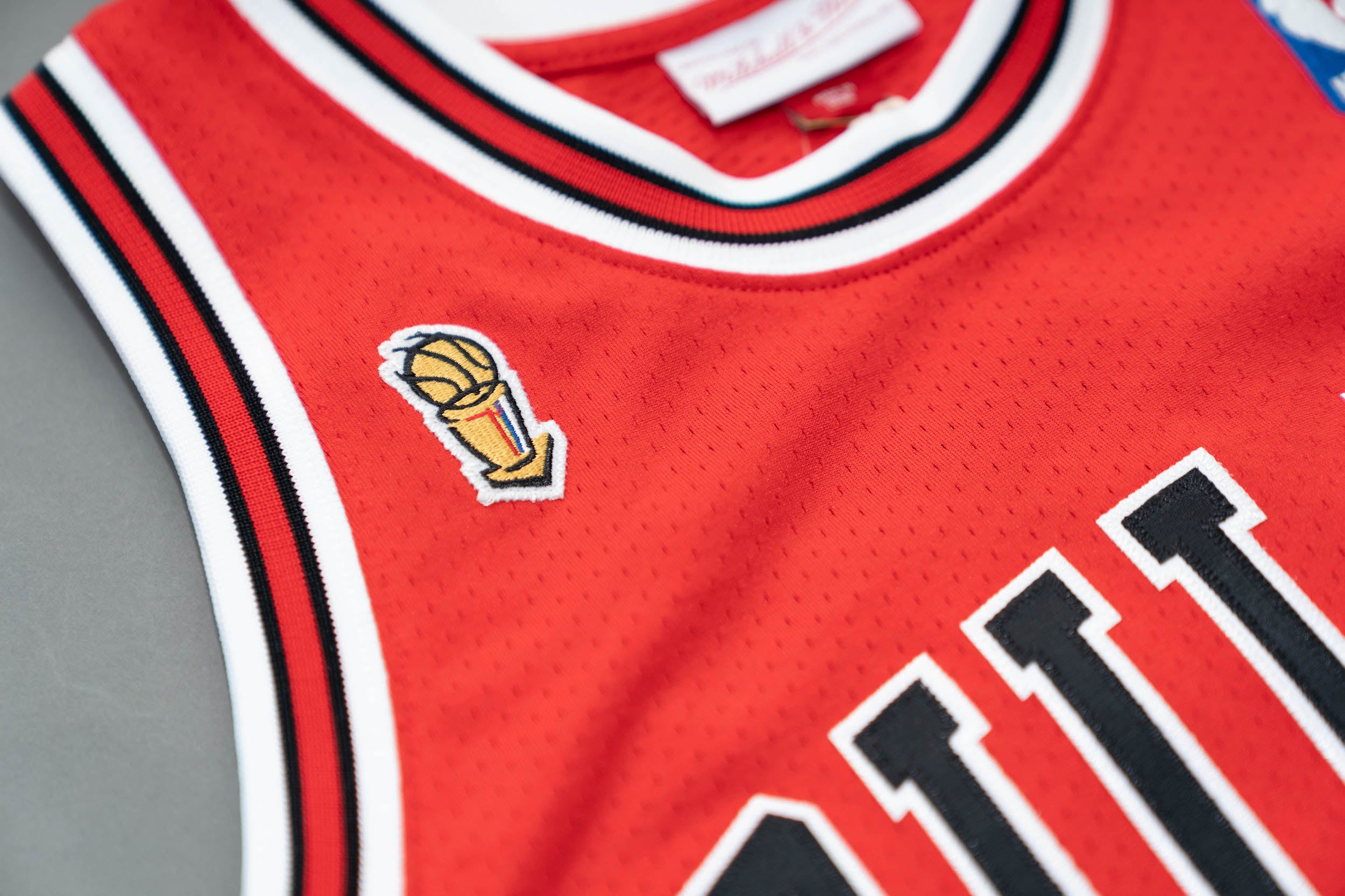 Mitchell & Ness Authentic '95 Chicago Bulls Michael Jordan Home Finals Jersey