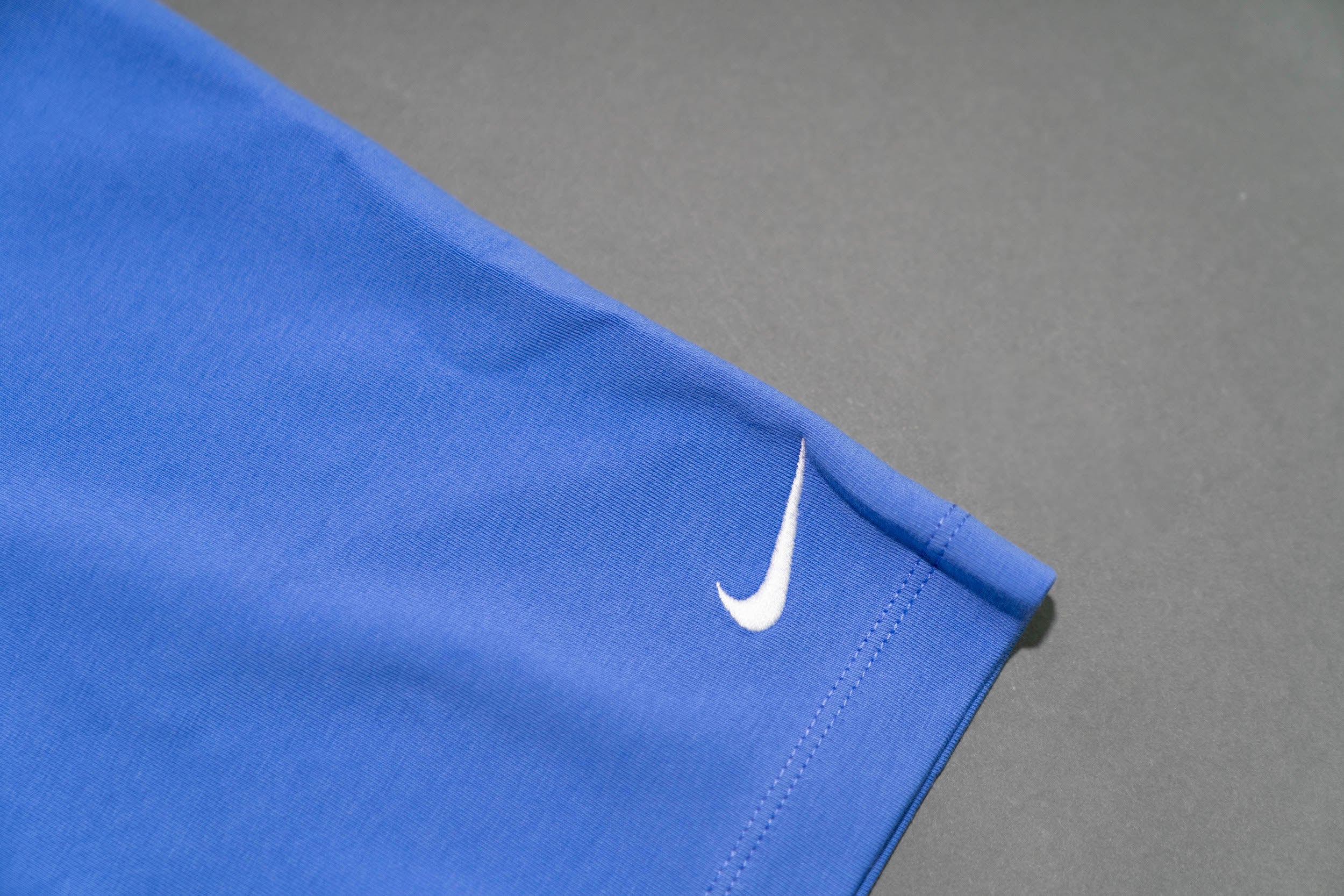 WMNS Nike Sportswear Leg-A-See