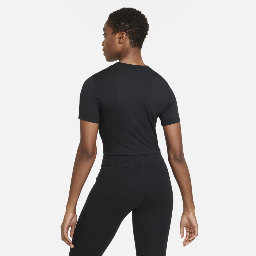 WMNS Nike Sportswear Essentials Crop Top