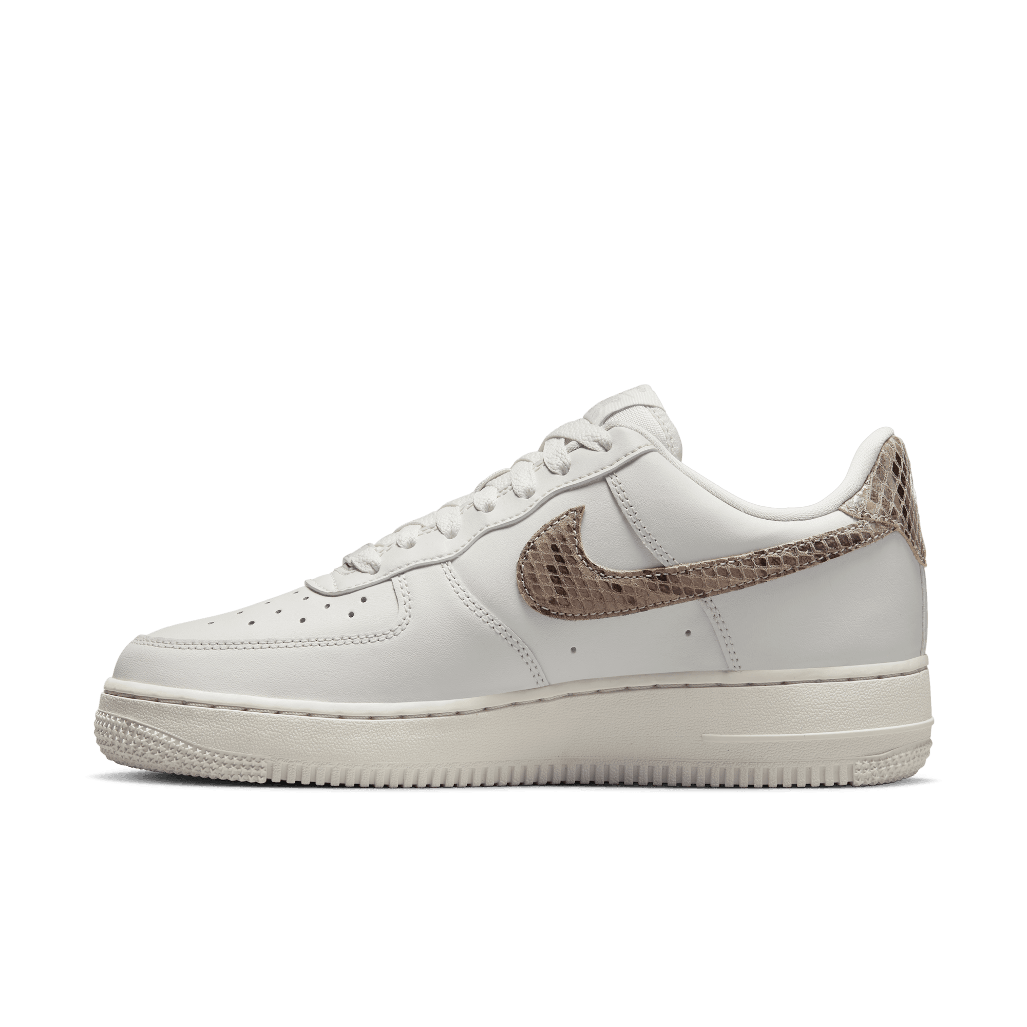 WMNS Nike Air Force 1 '07