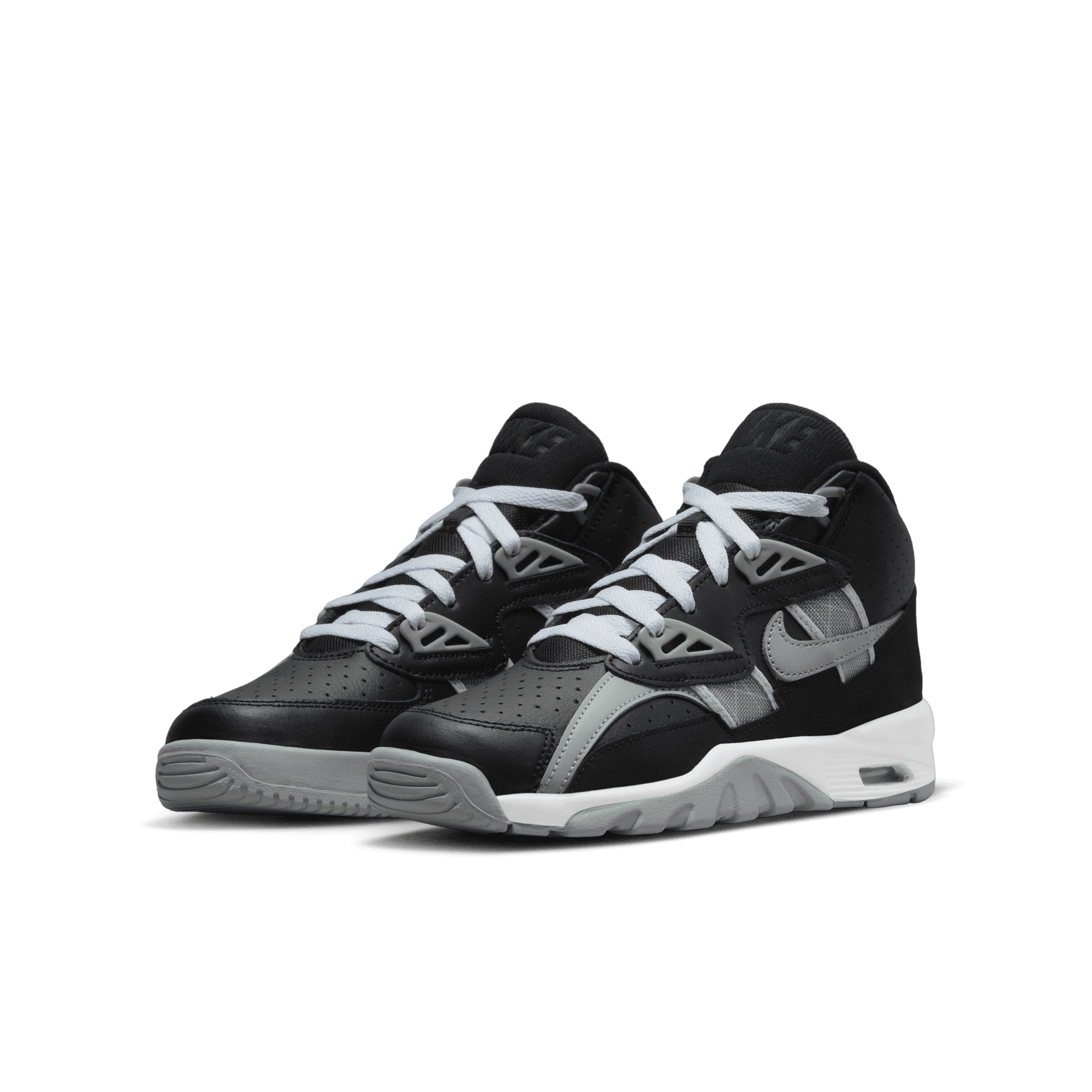 Nike air trainer shop sc grade school