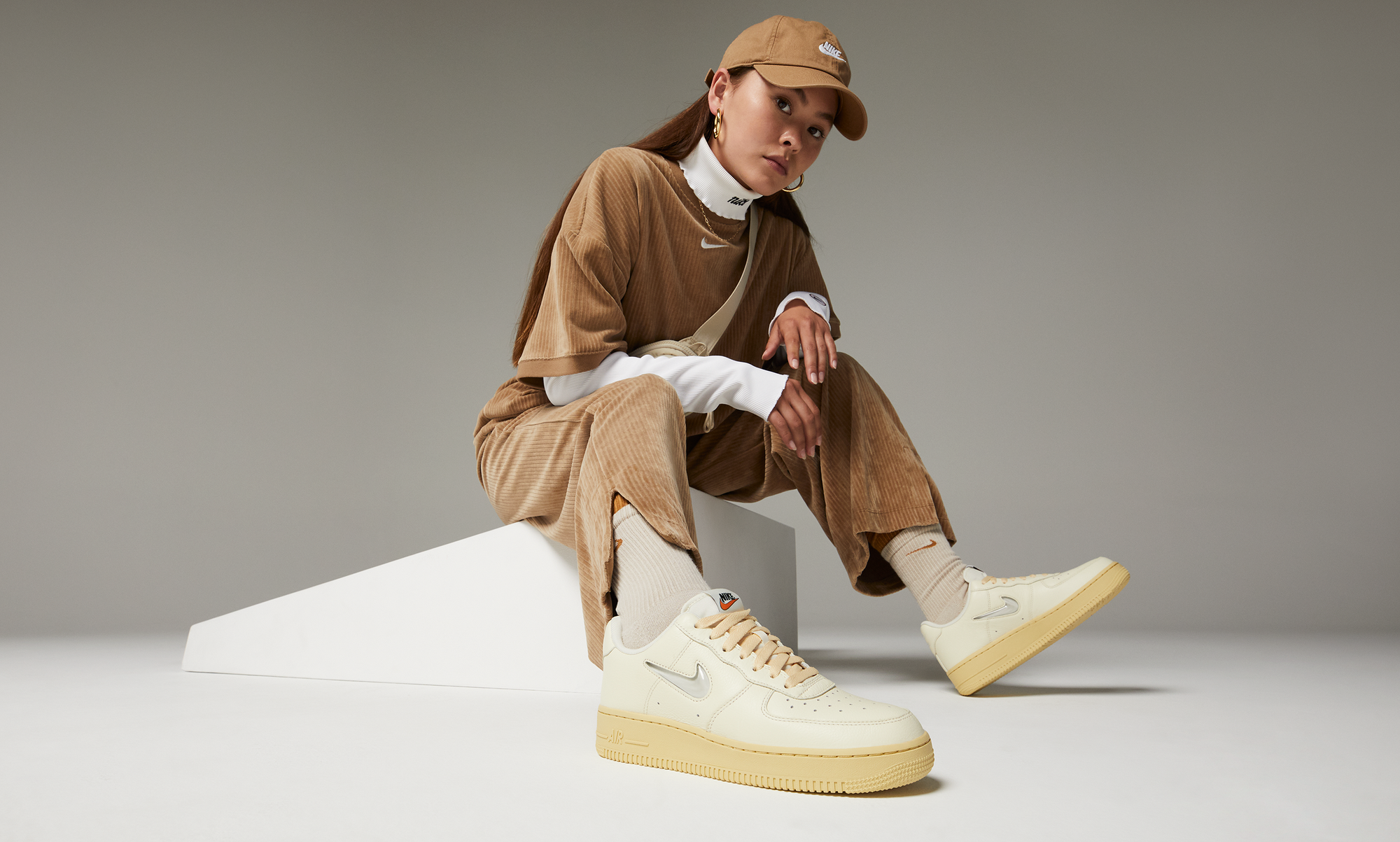 WMNS Nike Air Force 1 07 LX SoleFly
