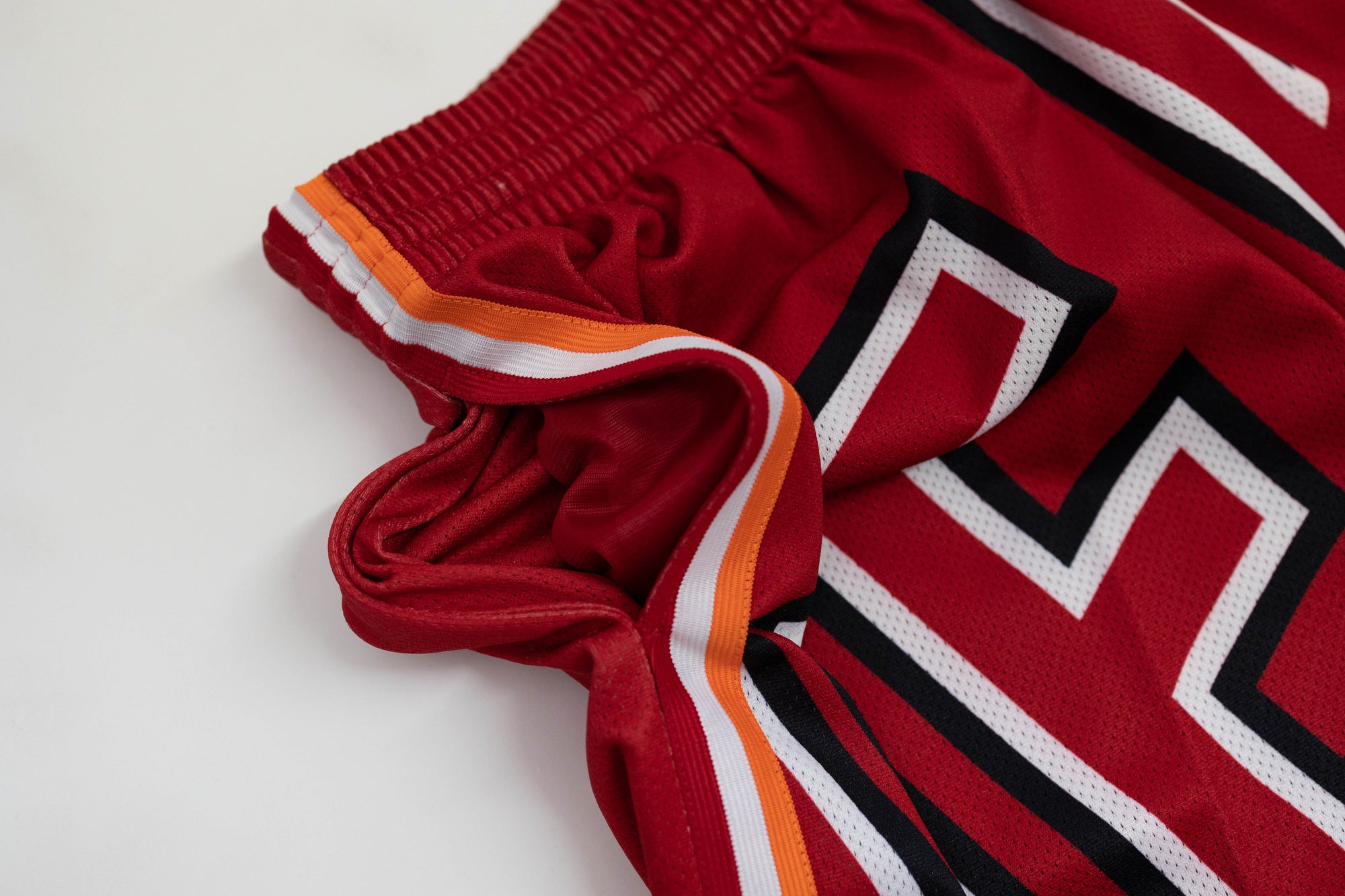 Mitchell & Ness Miami Heat Big Face 2.0 Shorts - Red XL