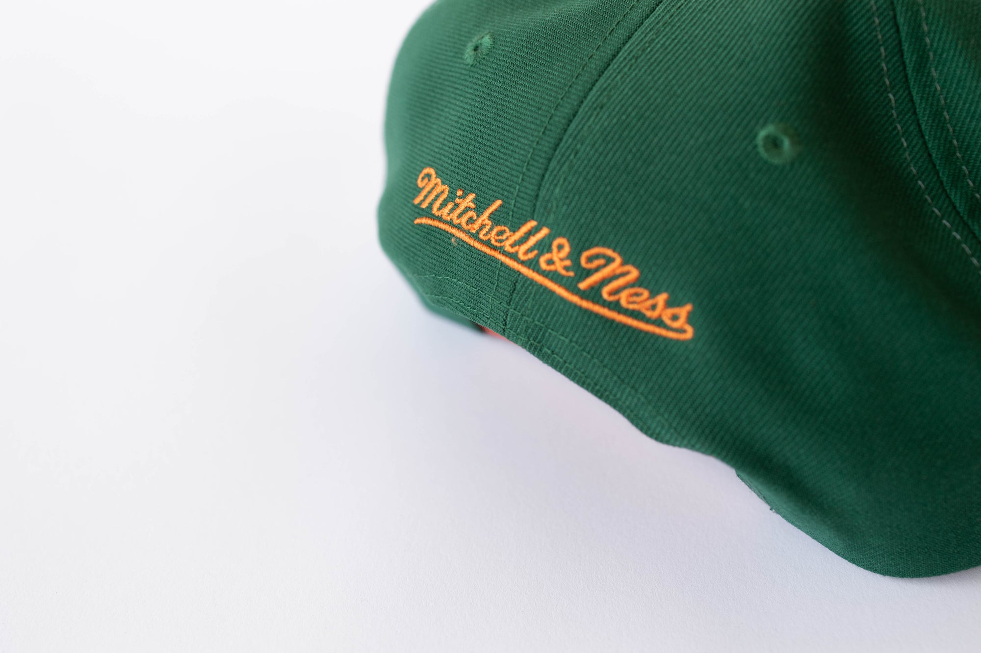 Mitchell & Ness Miami Hurricanes Shark Tooth Snapback